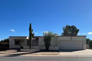 140 E San Vincent Dr, Green Valley, AZ 85614 - Photo 3