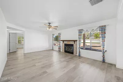 12592 N Pioneer Way, Oro Valley, AZ 85755 - Photo 13