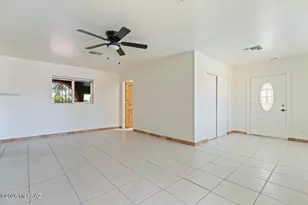 1262 W La Osa Dr, Tucson, AZ 85705 - Photo 9