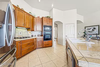 1282 W Via De Santo Tomas, Sahuarita, AZ 85629 - Photo 17