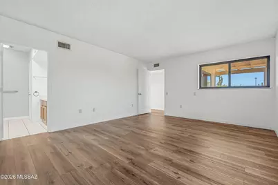 1532 W Calle Mendoza, Green Valley, AZ 85622 - Photo 9