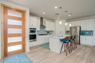 9052 E Pantano Bluff Dr, Tucson, AZ 85730 - Photo 3