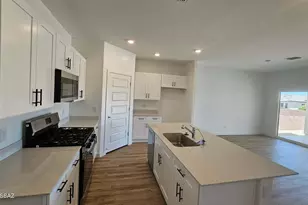 814 N Astronomer Ln, Green Valley, AZ 85614 - Photo 15