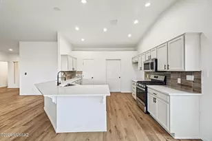 911 E Sahuaro Dr, Sunsites, AZ 85625 - Photo 3
