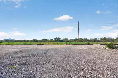 18123 W Lickskillet Lane, Marana, AZ 85653 - Photo 45