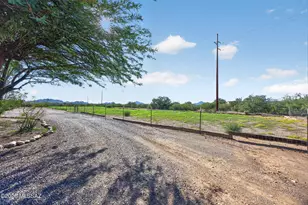 18123 W Lickskillet Ln, Marana, AZ 85653 - Photo 43