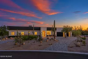 7185 N Agave Ridge Pl, Tucson, AZ 85718 - Photo 1