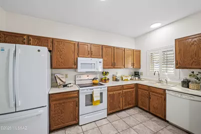 907 W Rio Altar, Green Valley, AZ 85614 - Photo 17