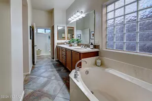 5745 N Winding Woods Pl, Tucson, AZ 85718 - Photo 15