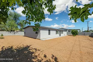 912 W Limberlost Dr, Tucson, AZ 85705 - Photo 3