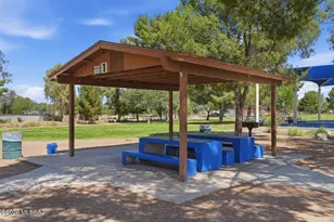 8556 E Kenyon Dr, Tucson, AZ 85710 - Photo 33