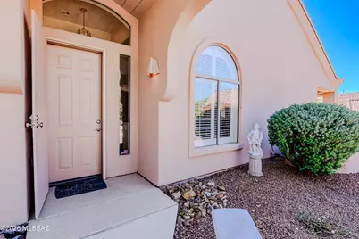13401 N Rancho Vistoso Boulevard #110, Oro Valley, AZ 85755 - Photo 7