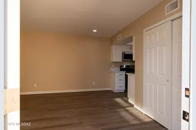 225 N Camino Del Varonil, Green Valley, AZ 85614 - Photo 5