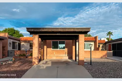 225 N Camino Del Varonil, Green Valley, AZ 85614 - Photo 1