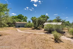 1366 E Cottonwood Ln, Huachuca City, AZ 85616 - Photo 47