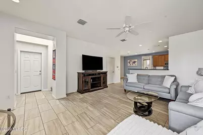11403 E Glowing Sunset Drive, Tucson, AZ 85747 - Photo 13