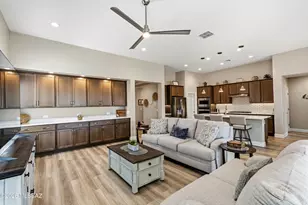 1445 E Golden Rock Wy, Green Valley, AZ 85614 - Photo 11