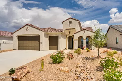 1445 E Golden Rock Way, Green Valley, AZ 85614 - Photo 1