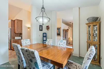 5747 N Via Umbrosa, Tucson, AZ 85750 - Photo 5