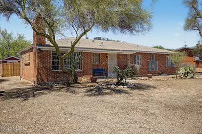 4065 E Roberts Place, Tucson, AZ 85711 - Photo 3