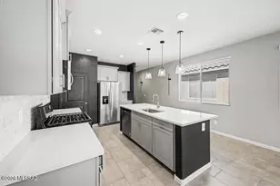 12584 E Caden Dr, Vail, AZ 85641 - Photo 11
