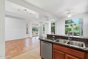 14097 N Forthcamp Ct, Oro Valley, AZ 85755 - Photo 17