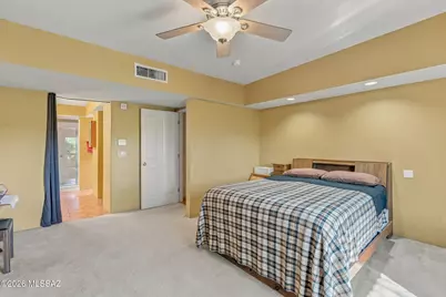 11748 N Via De La Verbenita, Tucson, AZ 85737 - Photo 17