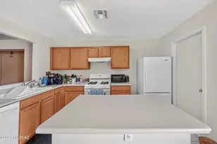 10047 E Arizona Sunset Dr, Tucson, AZ 85747 - Photo 17