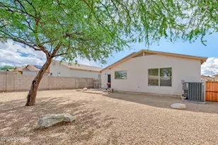 10047 E Arizona Sunset Dr, Tucson, AZ 85747 - Photo 9