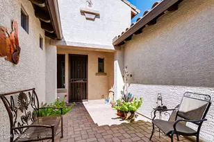 1961 N Laguna Oaks Dr, Green Valley, AZ 85614 - Photo 9