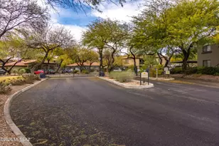 5751 N Kolb Rd, Tucson, AZ 85750 - Photo 21