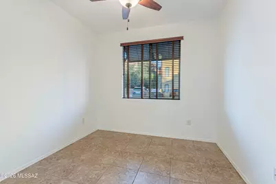 4261 N Golden Ridge Lane, Tucson, AZ 85718 - Photo 23
