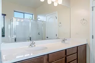 4261 N Golden Ridge Ln, Tucson, AZ 85718 - Photo 33