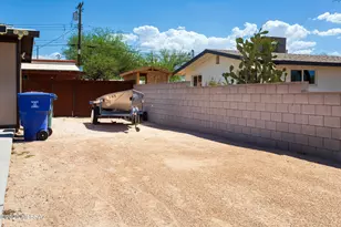 4534 E Sylvane St, Tucson, AZ 85711 - Photo 31