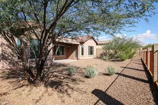 12530 N Golden Mirror Dr, Marana, AZ 85658 - Photo 9