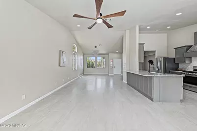 7549 W Summer Sky Drive, Tucson, AZ 85743 - Photo 9