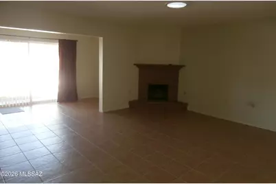 780 W Calle Del Ensalmo, Green Valley, AZ 85614 - Photo 9