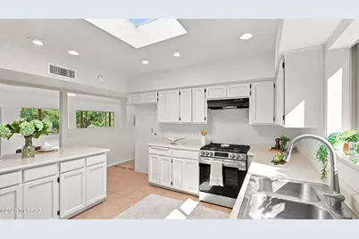 5620 N Barrasca Avenue, Tucson, AZ 85750 - Photo 15