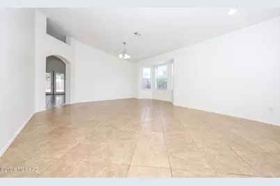 1562 W Via De Chapala, Sahuarita, AZ 85629 - Photo 3