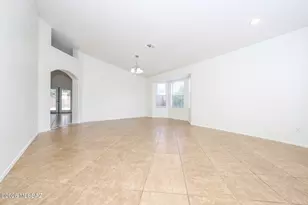 1562 W Via De Chapala, Sahuarita, AZ 85629 - Photo 3