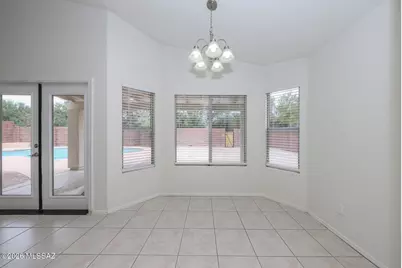 1562 W Via De Chapala, Sahuarita, AZ 85629 - Photo 9