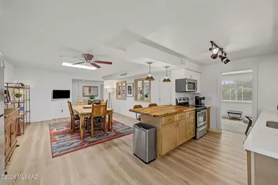2523 W Calle ParaiÂ­so, Tucson, AZ 85745 - Photo 13