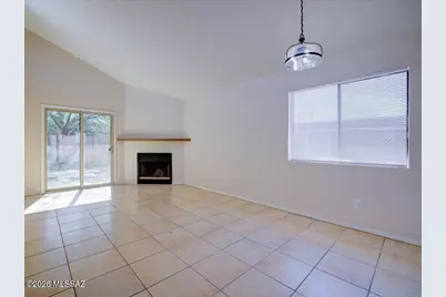 5704 E 24th Street, Tucson, AZ 85711 - Photo 3