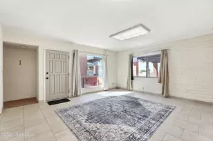 457 W Calle De Oro, Green Valley, AZ 85614 - Photo 3