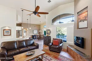 10130 N Calle Del Carnero, Oro Valley, AZ 85737 - Photo 9
