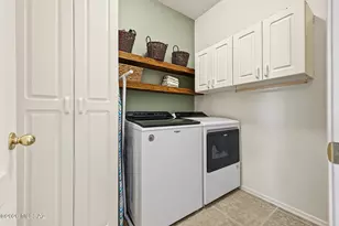 9449 N Weather Hill Dr, Tucson, AZ 85743 - Photo 37
