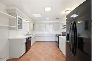 502 N Belvedere Ave, Tucson, AZ 85711 - Photo 17