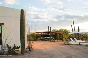12175 W Dancing Raven Rd, Tucson, AZ 85743 - Photo 47