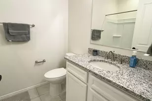 7864 S Wolf Creek Dr, Tucson, AZ 85757 - Photo 9