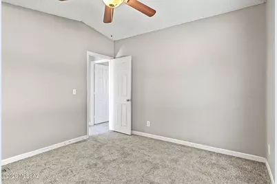 11196 W Massingale Road, Tucson, AZ 85743 - Photo 21